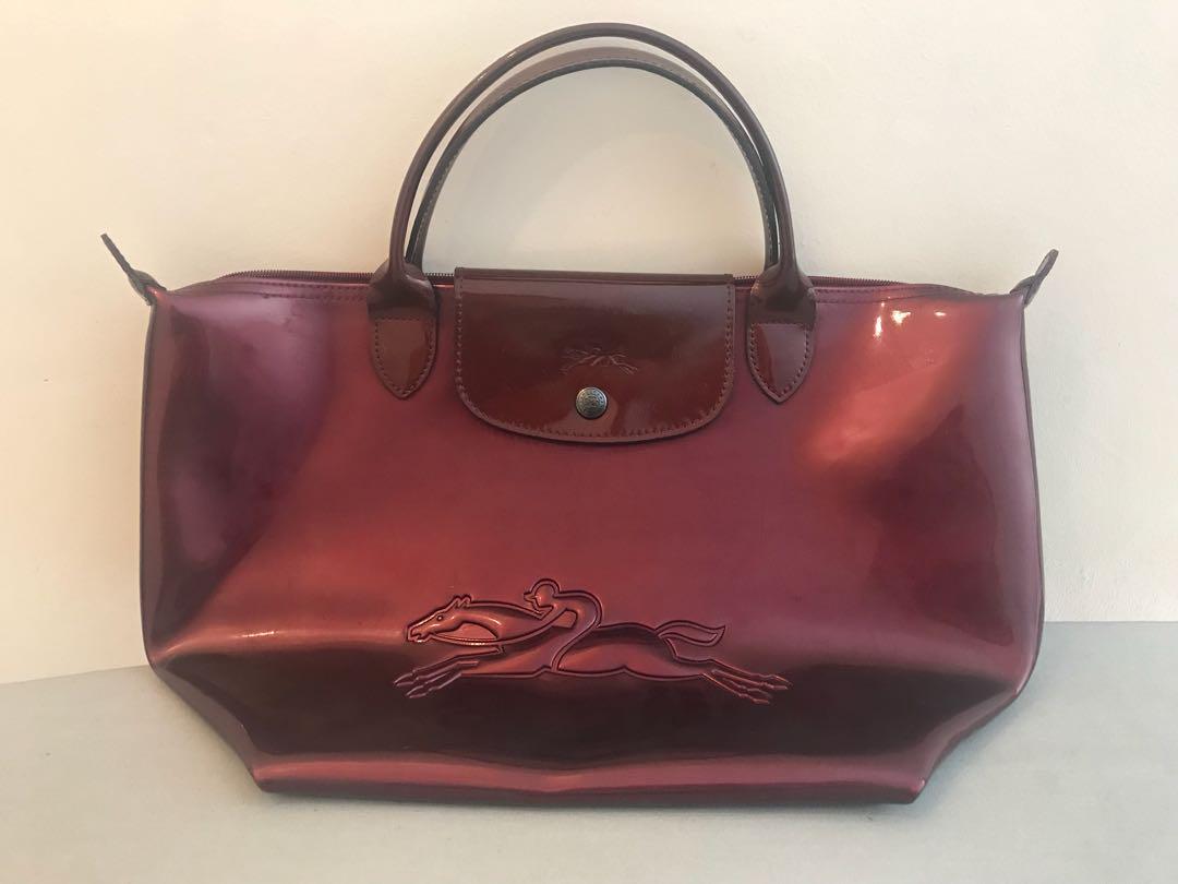 longchamp wine red