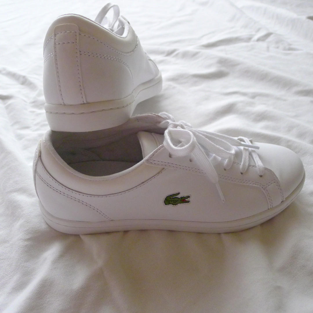 NEW Lacoste Straightset White Leather Sneakers Size 37.5 FITS US