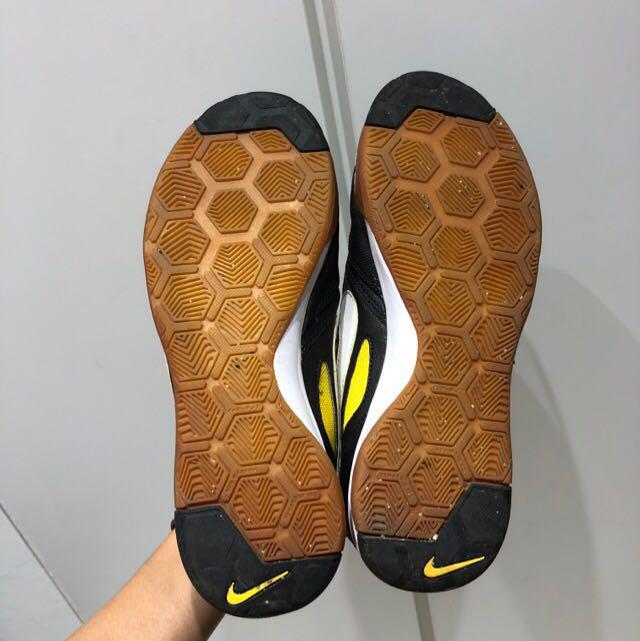 Nike Gato Futsal Shoes, Sports 