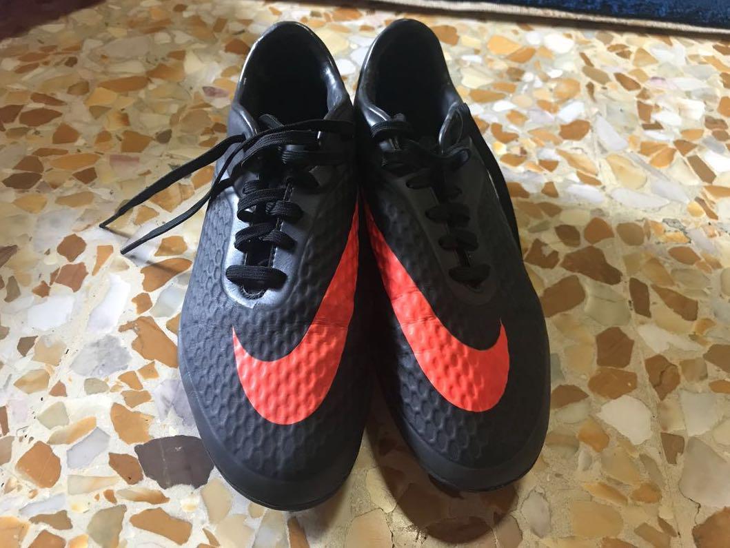 nike hypervenom 22