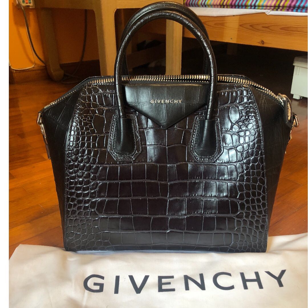 givenchy antigona embossed