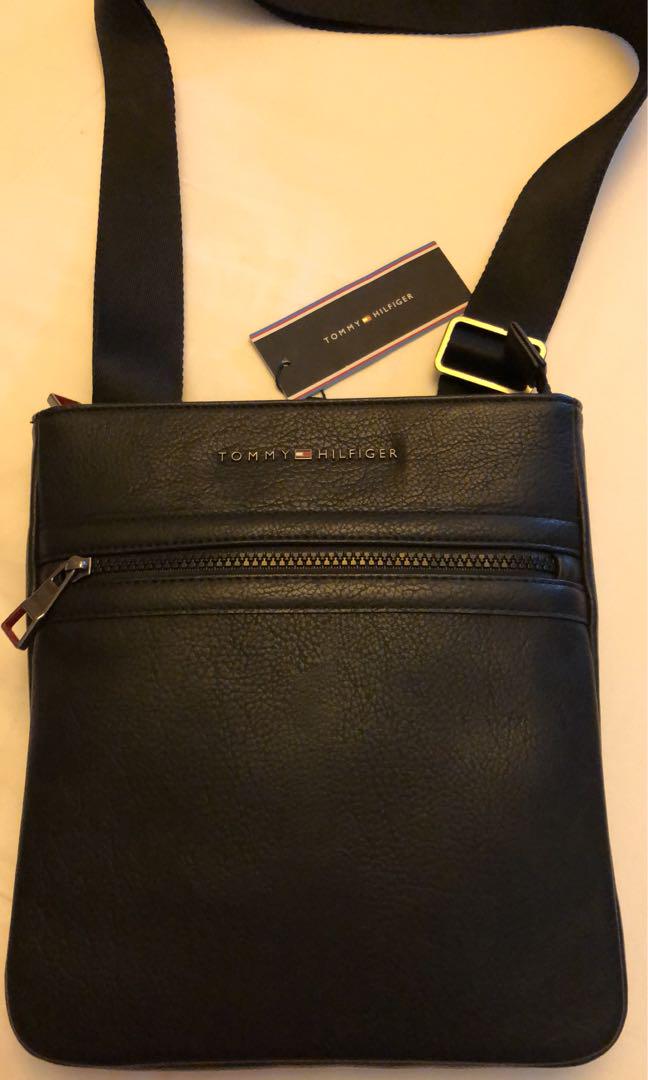 tommy hilfiger crossbody mens