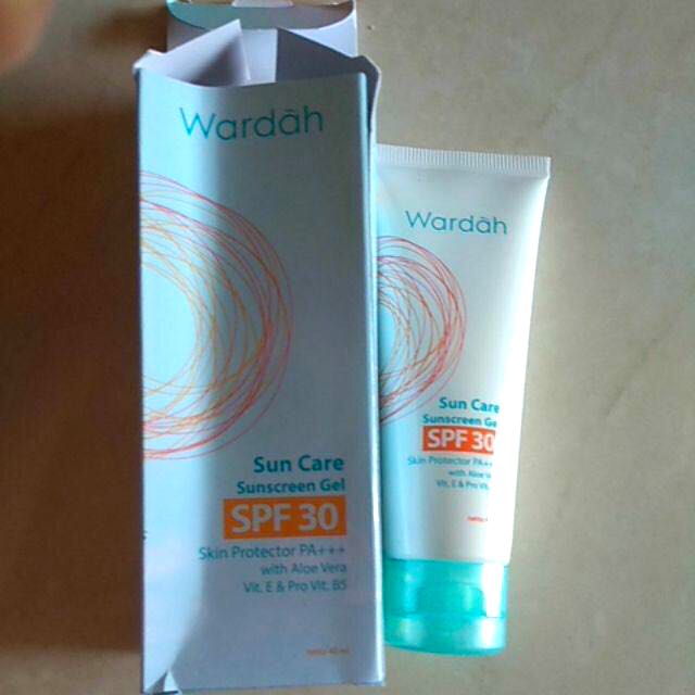 Wardah Sunscreen Sunblock Spf 30 Health Beauty Skin Bath
