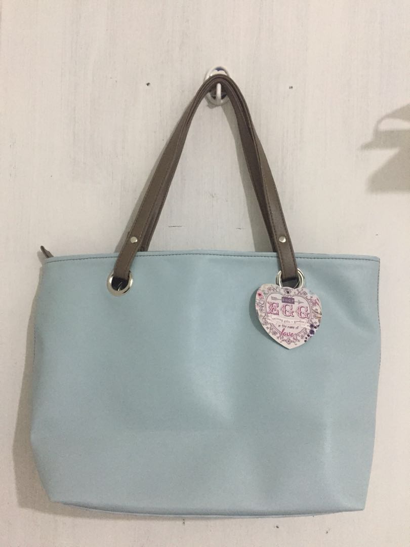 Brand New EGG Tote Bag (original price: 1400), Women's Fashion, Bags &  Wallets, Cross-body Bags on Carousell