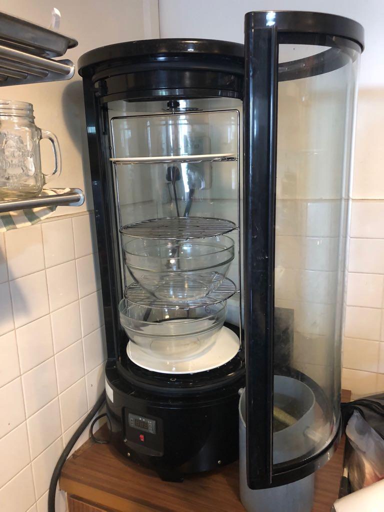 Cake display chiller, TV & Home Appliances, Kitchen Appliances