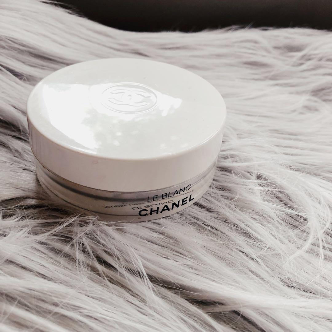 Chanel Le Blanc Pearl Light Brightening Loose Powder, Beauty