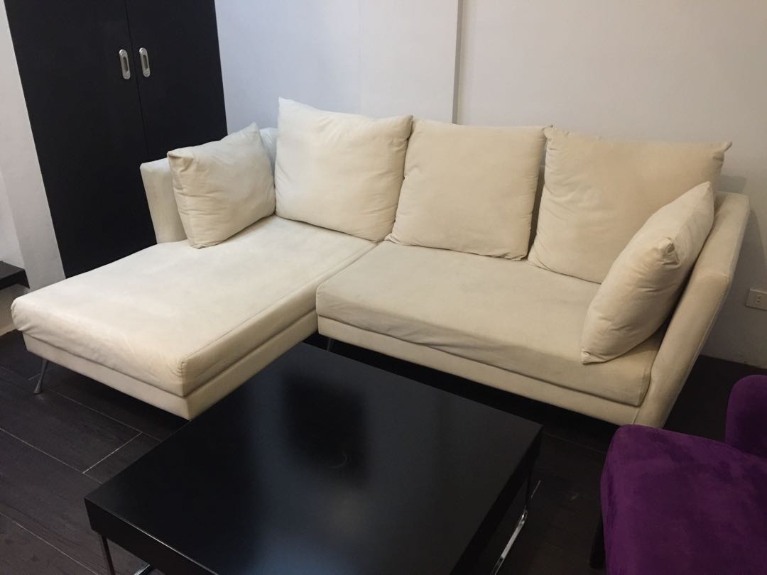 Cream L Shaped Sofa With Black Coffee Table Home Furniture On Cream L Shaped Sofa With Black Coffee Table Home Furniture On Carou