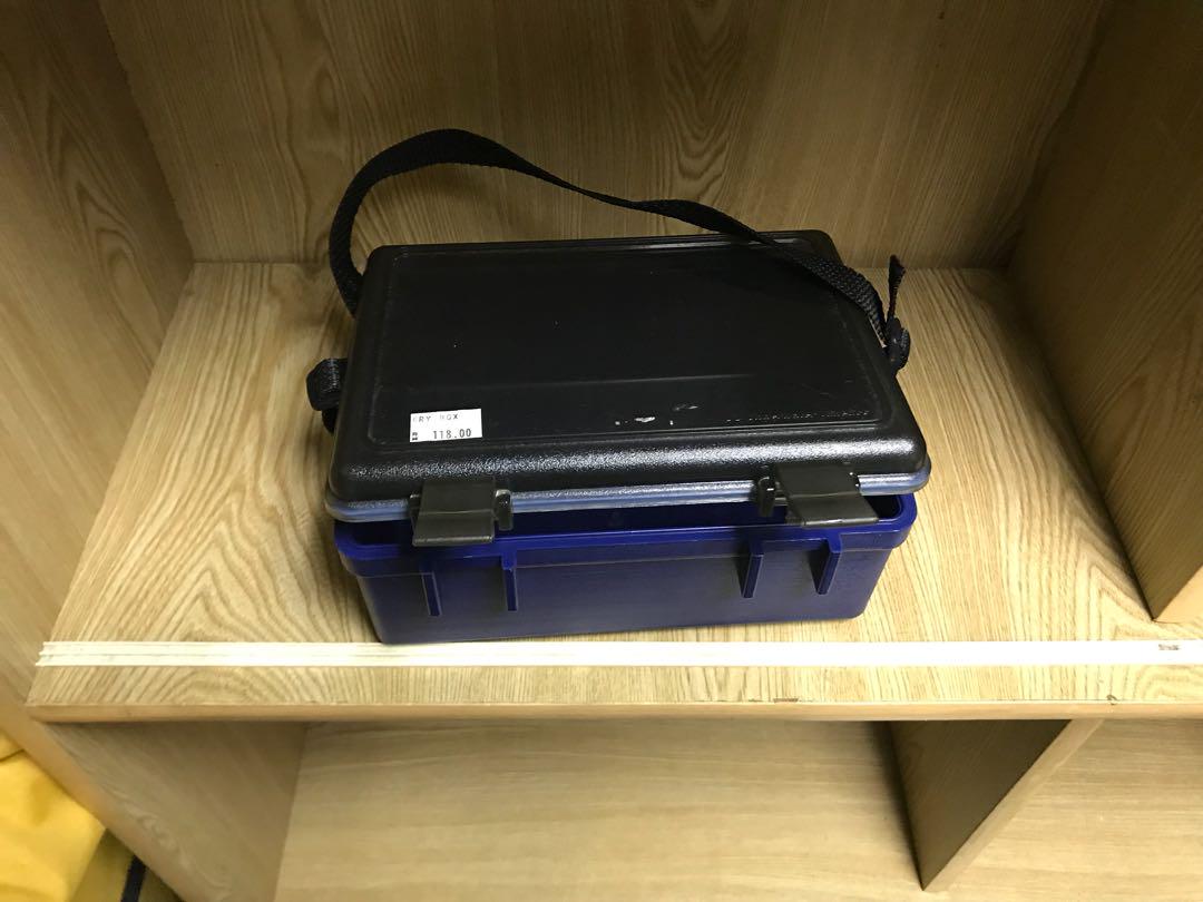 Dry Box Underwater Everything Else, Others on Carousell