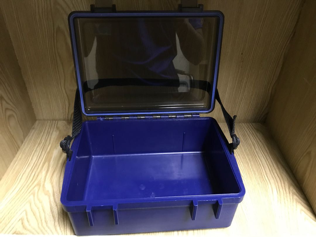 Dry Box Underwater Everything Else, Others on Carousell