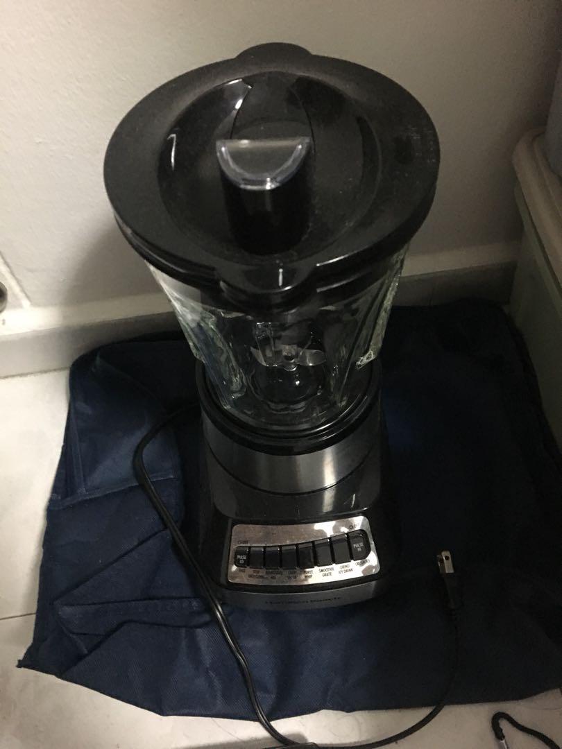 Hamilton Beach Wave Crusher MultiFunction Blender with 14 speeds and 40oz Glass Jar Black