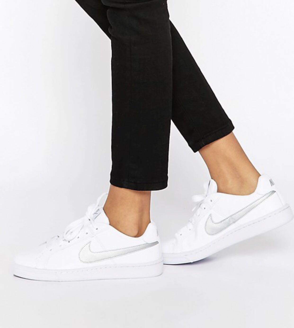 Nike Court Royale Trainers in White 