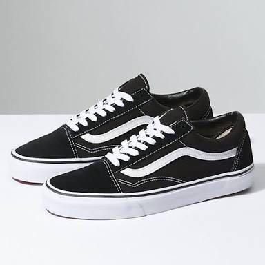 size 9 black vans