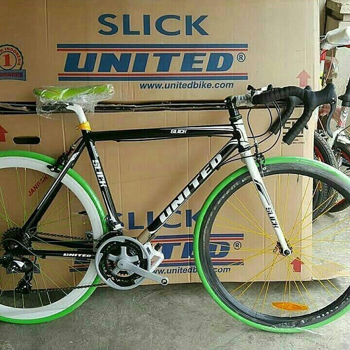 Sepeda Polygon Asli Ori Sports Bicycles On Carousell