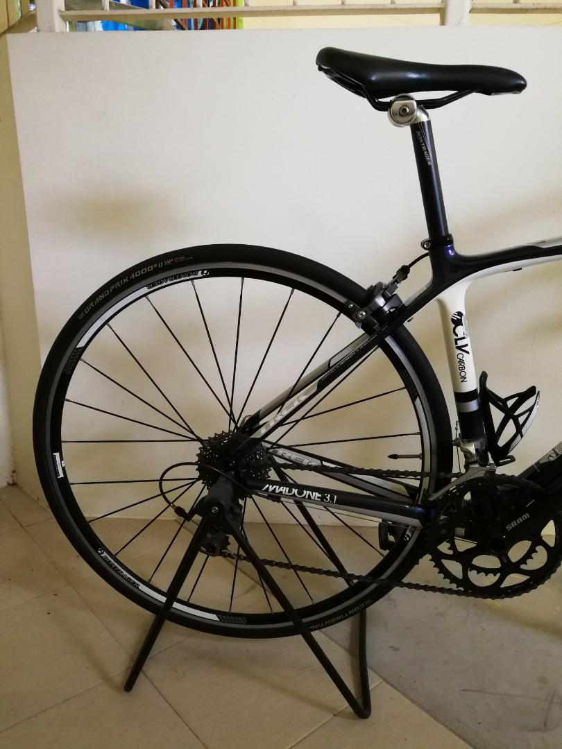 Trek hot sale madone 3.0
