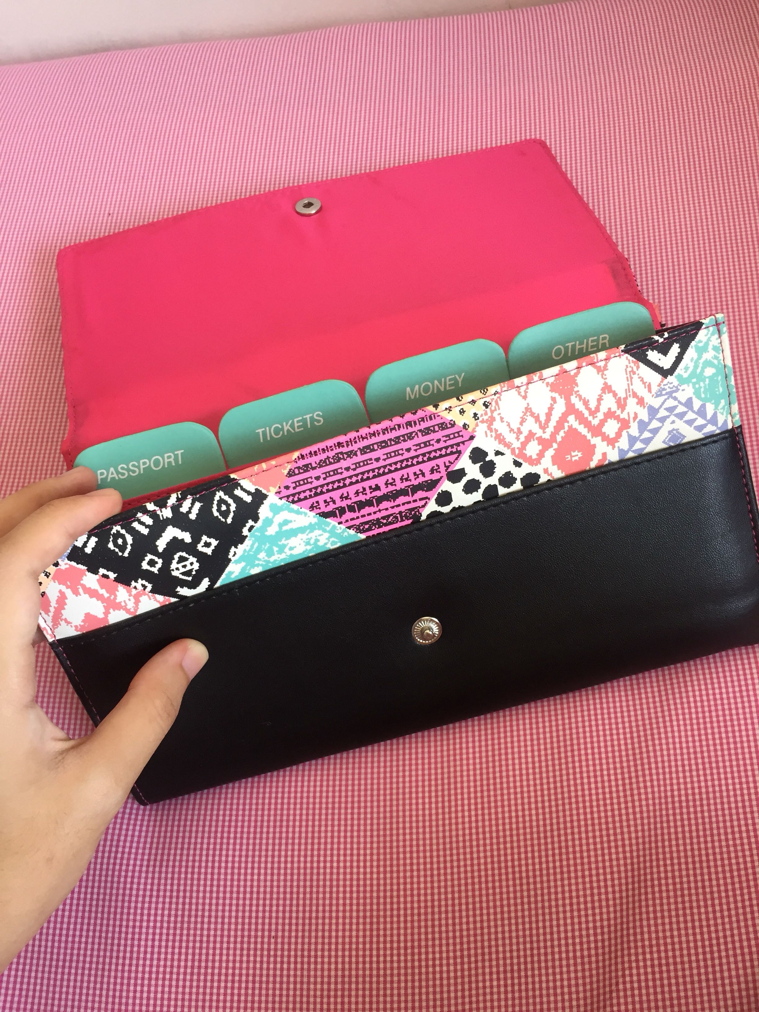 travel wallet organiser