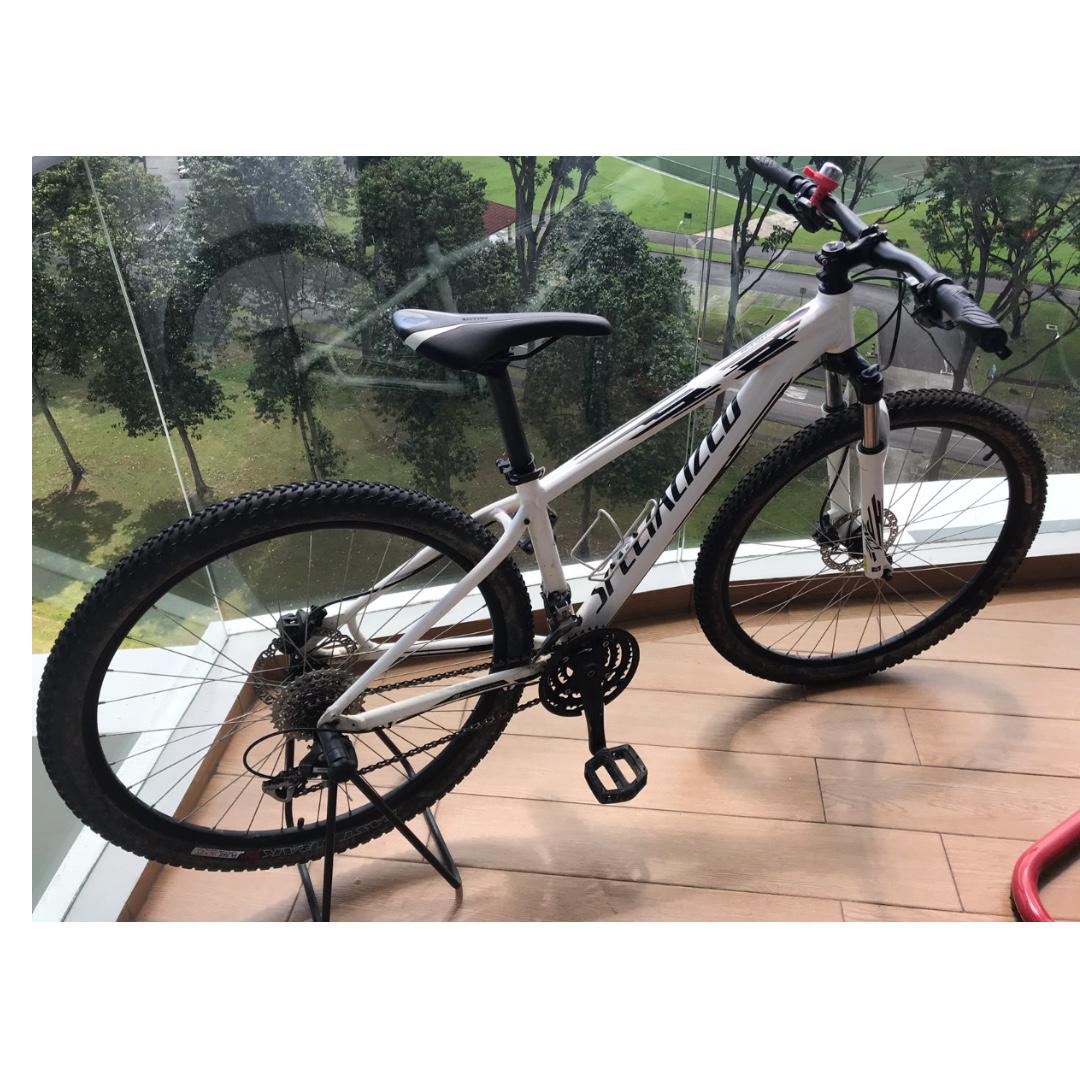 2016 specialized hardrock 27.5 hotsell