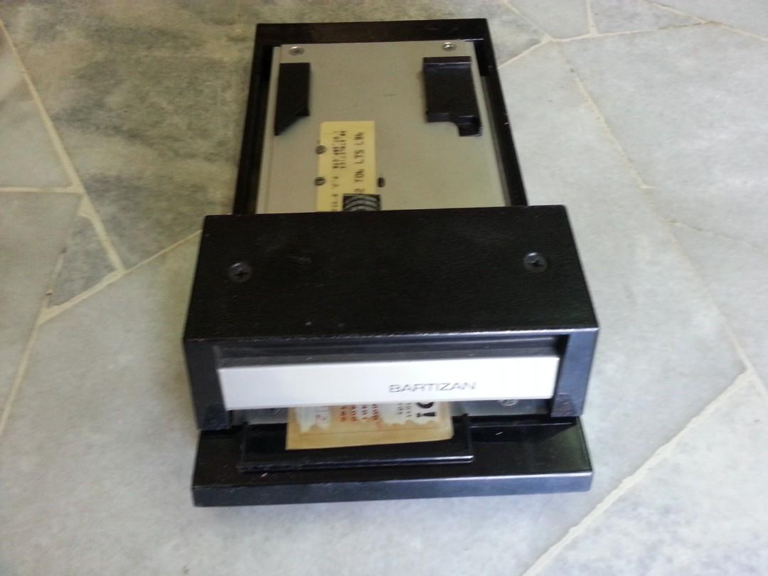 [VINTAGE COLLECTIBLE] VINTAGE MANUAL CREDIT CARD READER / SCANNER ...