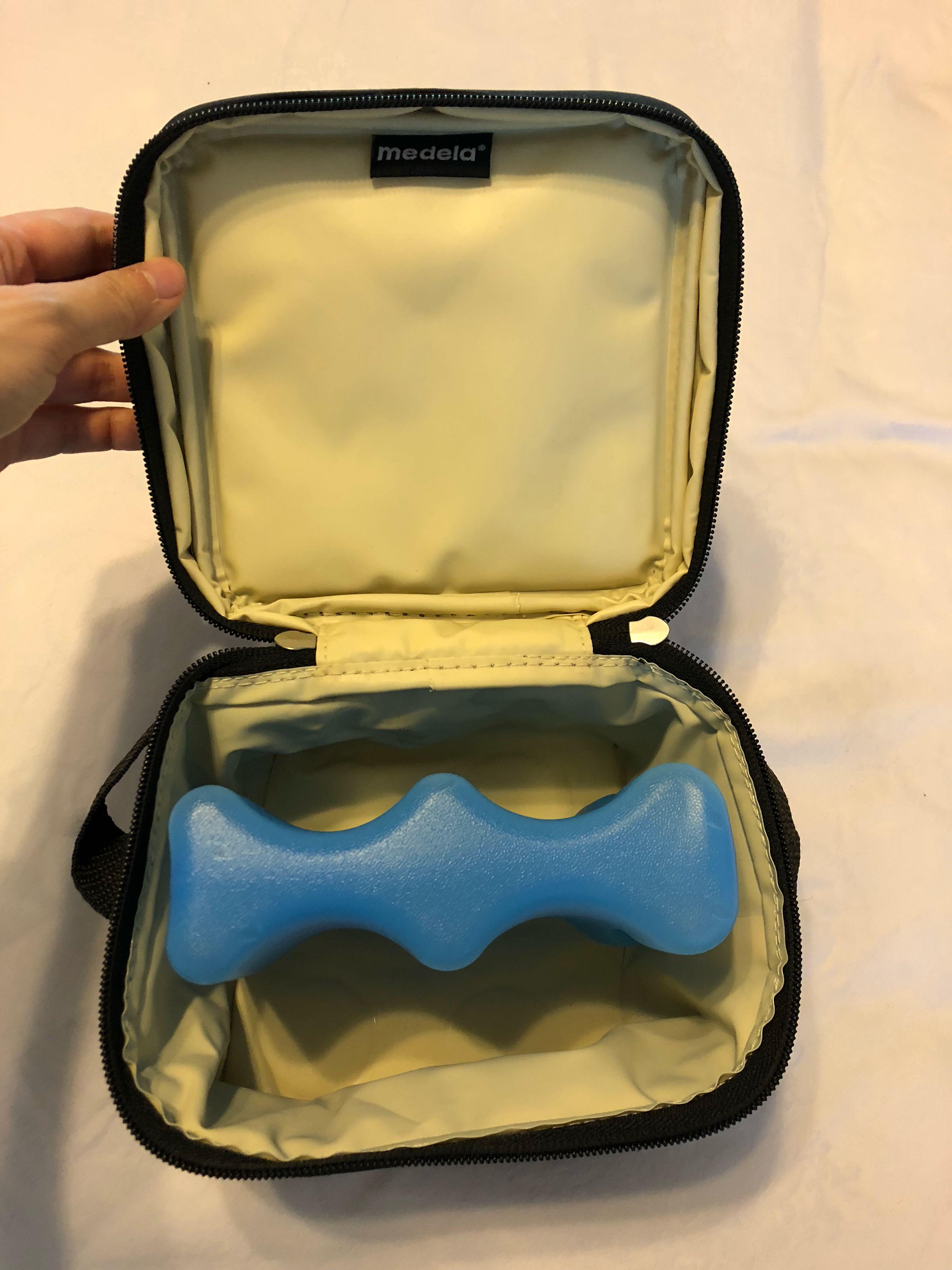 Medela cooler bag with ice pack top