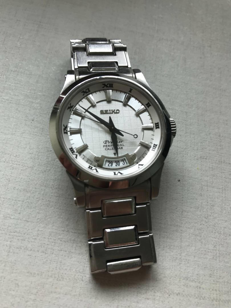 Seiko premier perpetual calendar watch hotsell