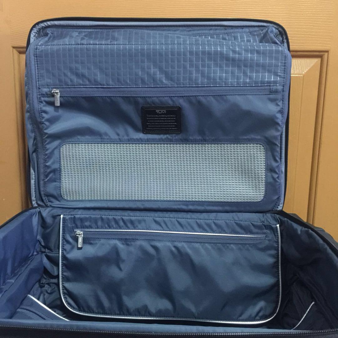 sas carry on luggage size