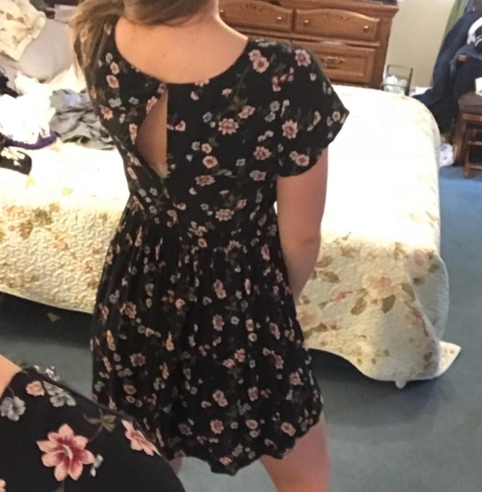 American Eagle floral cutout dress Women s Fashion Dresses Sets Dresses on Carousell