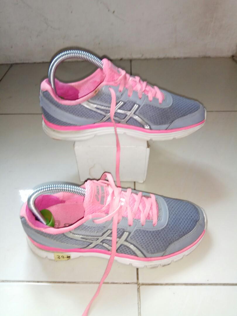 Asics Original, Fesyen Wanita, Sepatu di Carousell