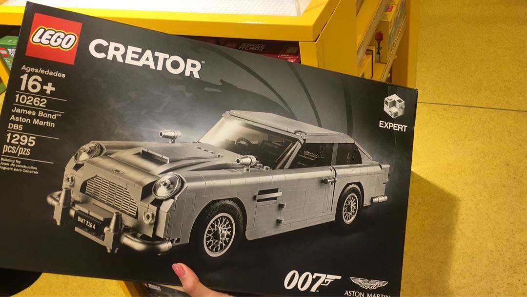 007 lego aston martin