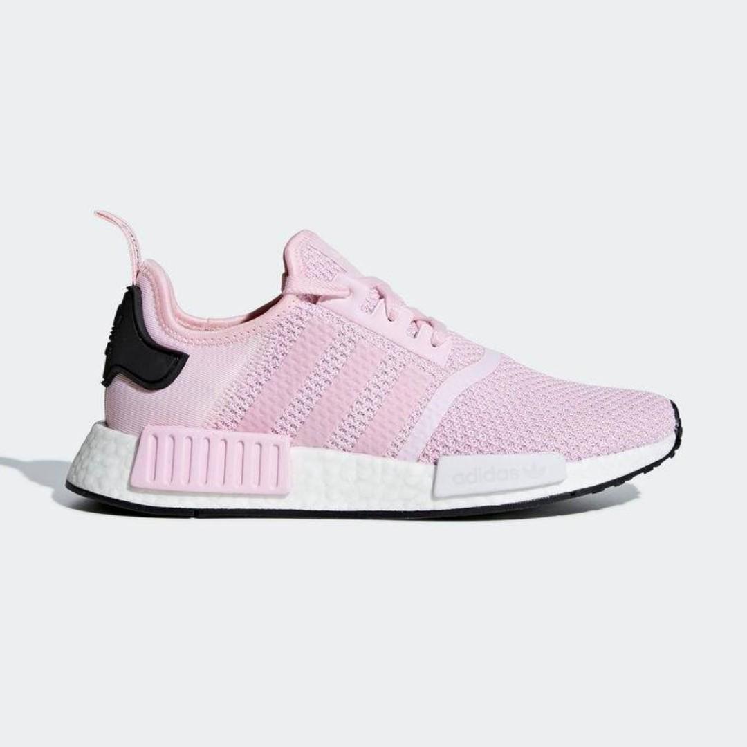 pink and black nmd r1