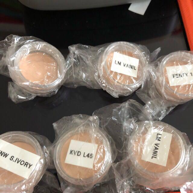 *AUTHENTIC* Becca Ultimate Coverage Foundation Sampler 2ml/5ml (Category: Makeup) located in Mandaluyong City. Submitted by allaboutthatbase (Listing ID 181331403, Image 2). Description: .