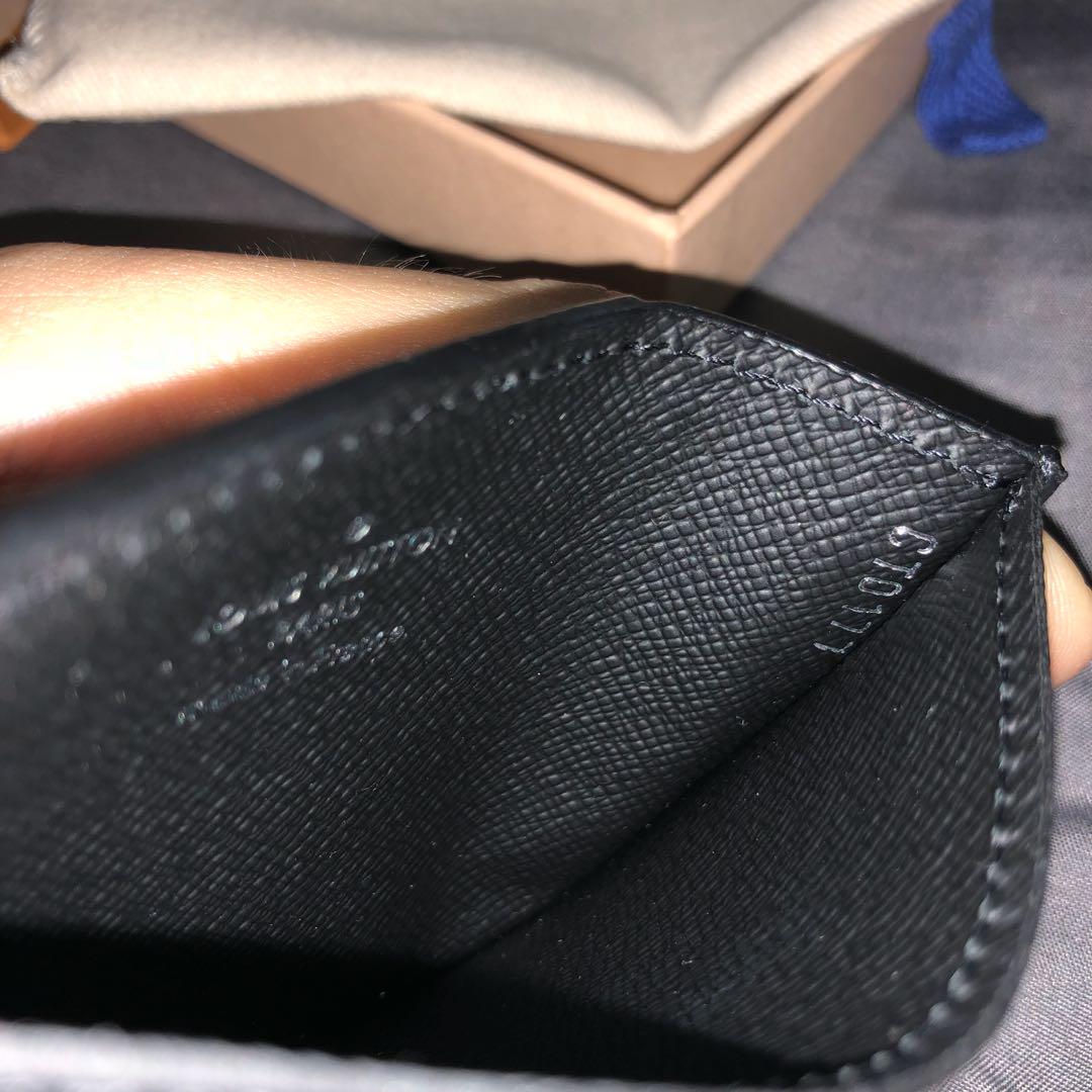 Louis Vuitton Black Epi Leather ID Holder Card Case Wallet 14LVS1210