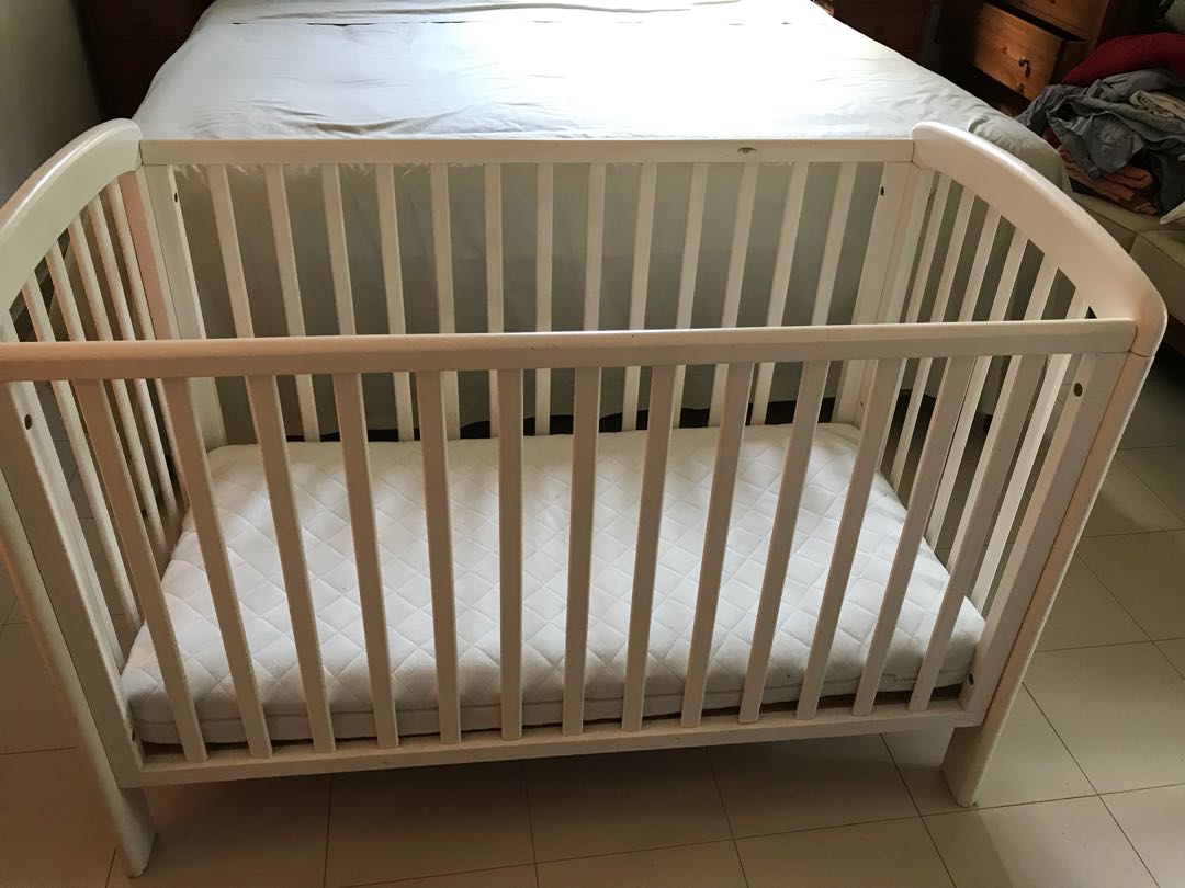 baby cot for 2 years old