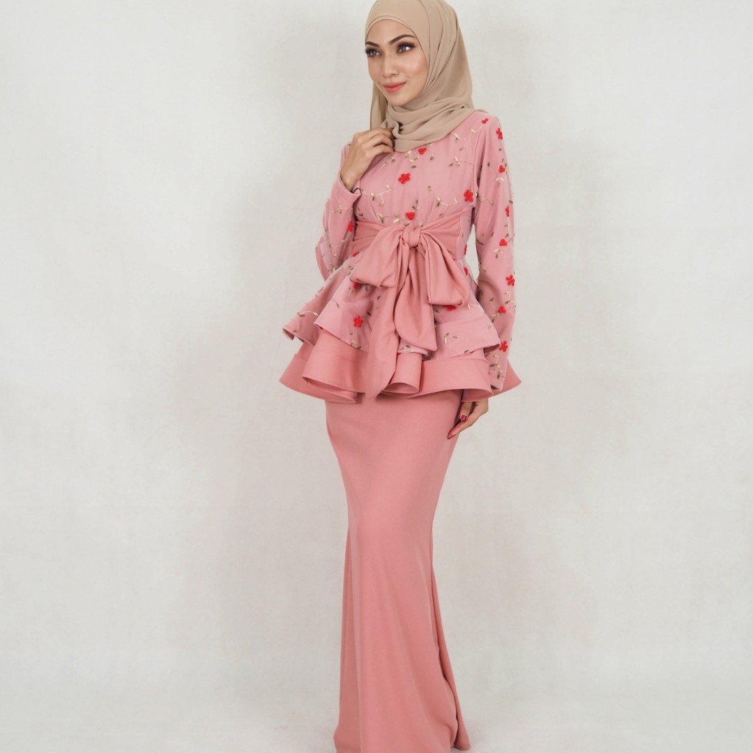 Get Baju Raya Fashion Gif