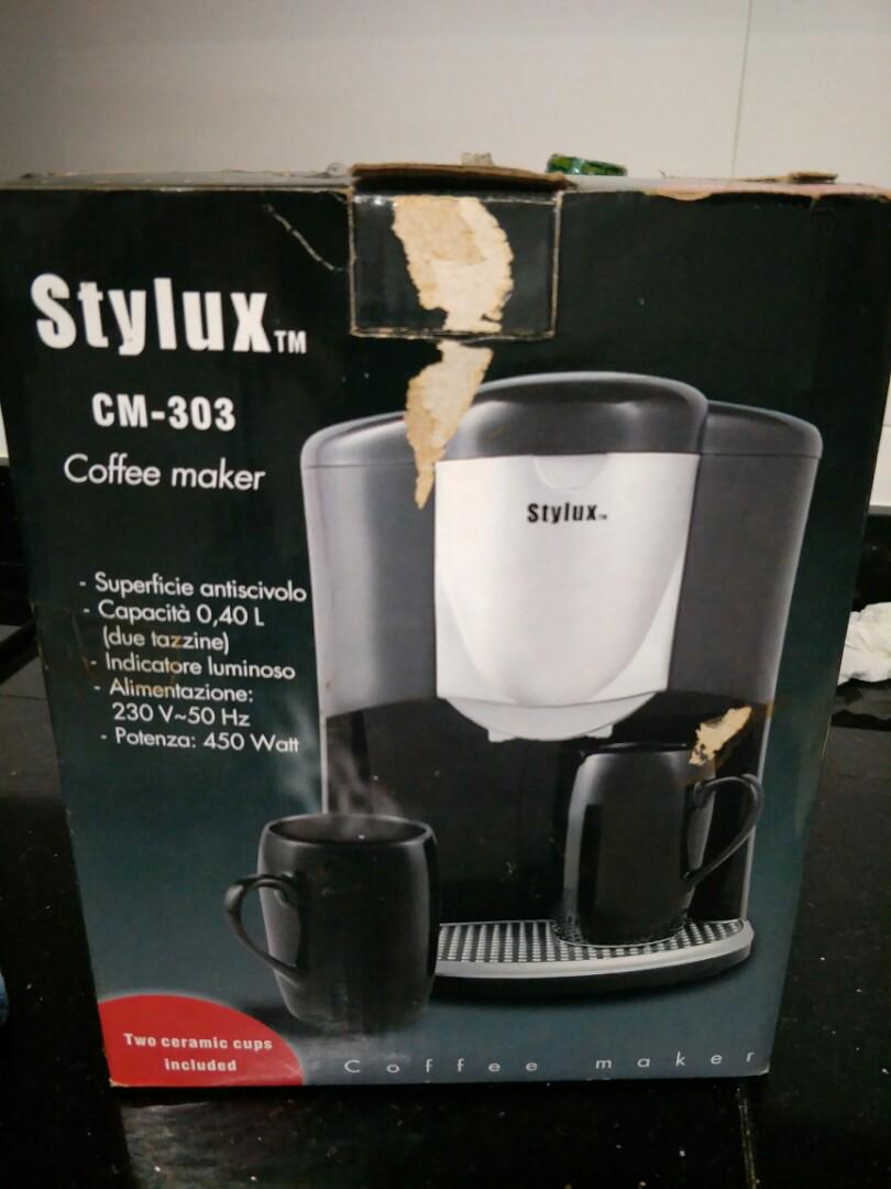 Coffee maker (Category: Coffee Machines & Makers) located in Singapore. Submitted by ima72099 (Listing ID 181469552, Image 1). Description: Open the box to do testing.