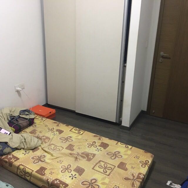 (Category: ) located in . Submitted by nycccc (Listing ID 181148387, Image 1). Description: .