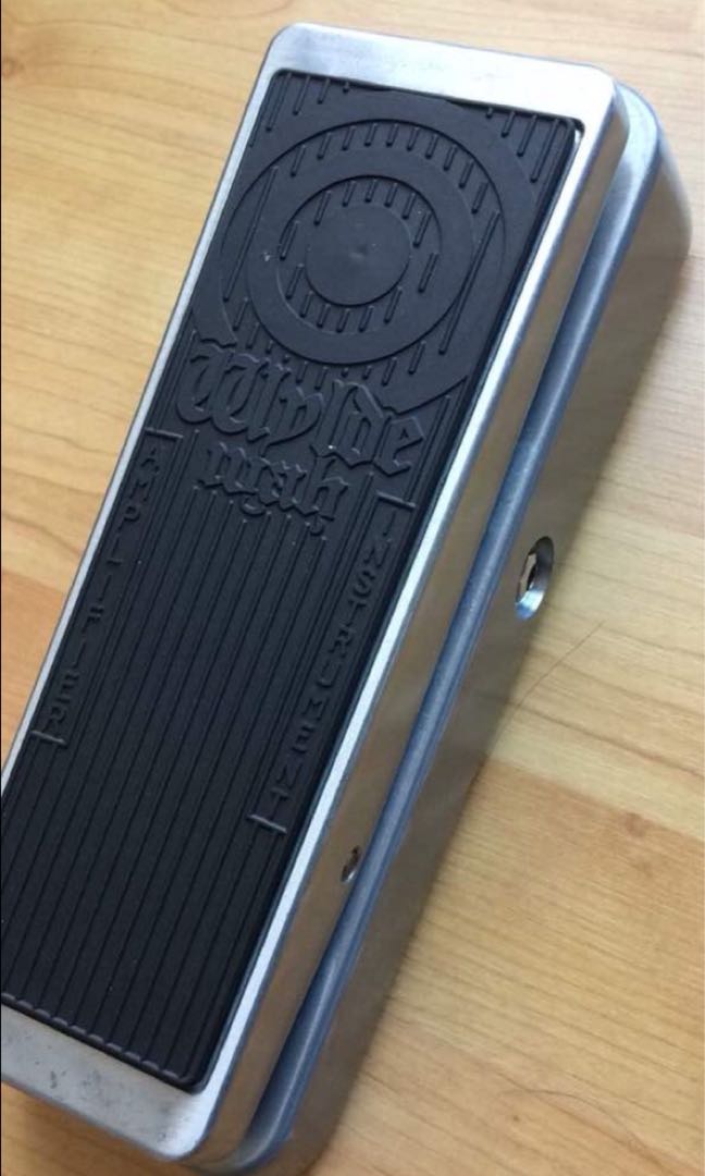 Dunlop Crybaby ZW45 Wah Pedal (Zakk Wylde signature), Auto Accessories on Carousell