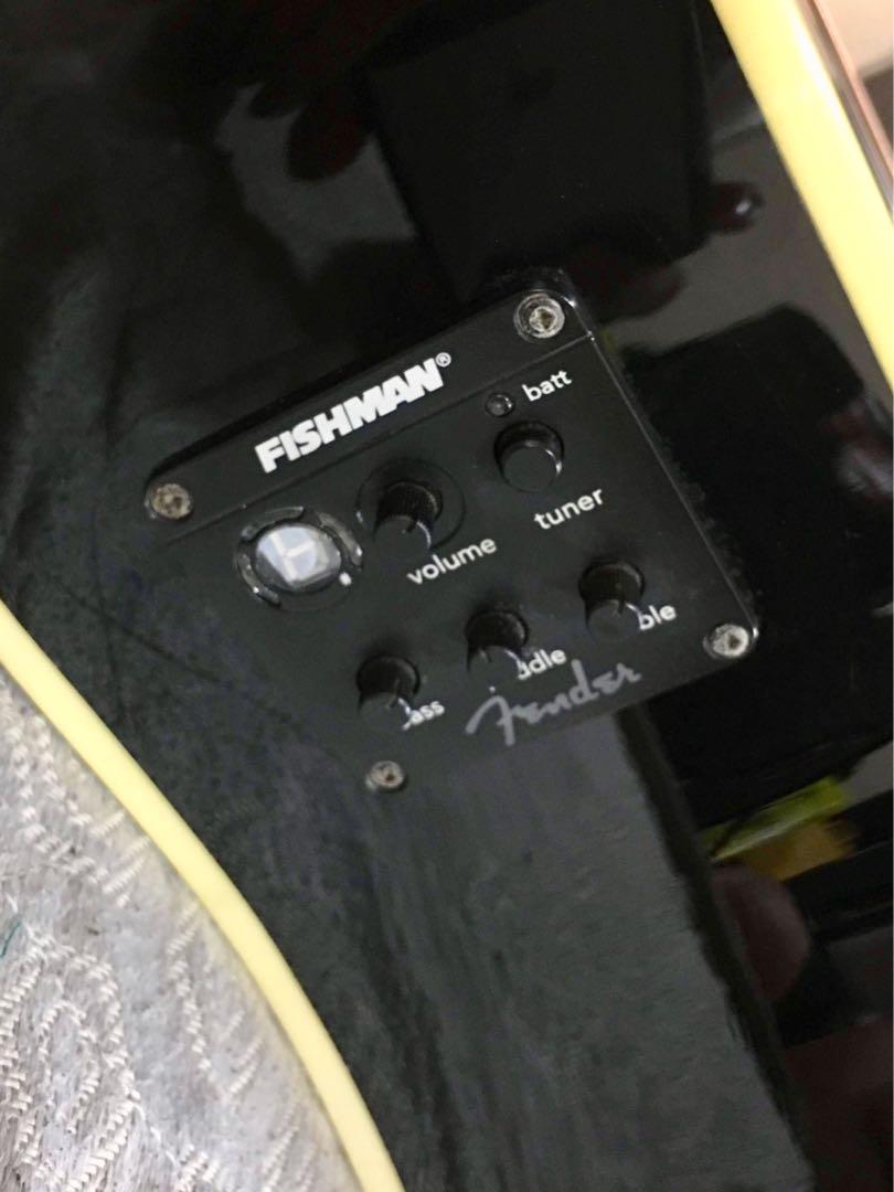 FENDER hot rod design Tbucket 300Ce acoustic guitar, Hobbies & Toys