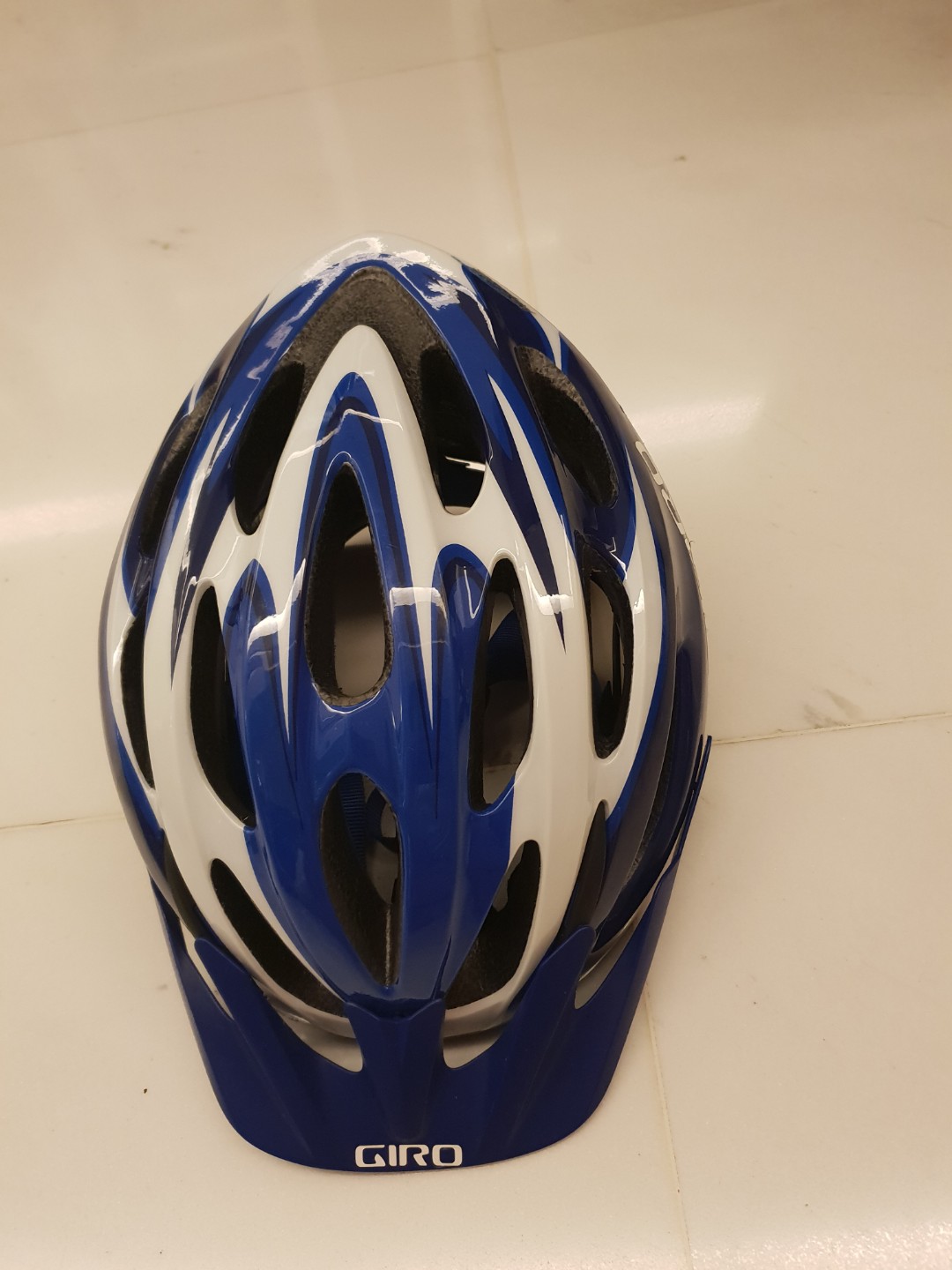Giro Bicycle Helmet, Sports Equipment, Bicycles & Parts, Bicycles on