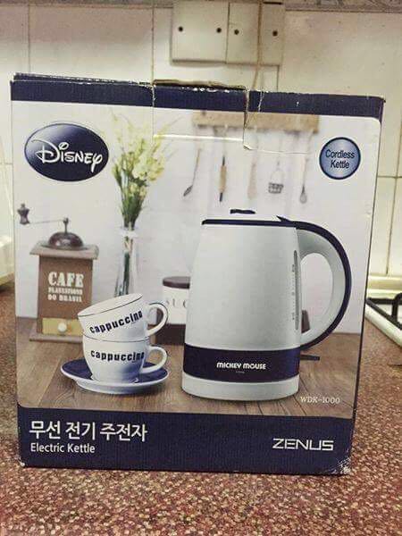 Limited Edition Disney Mickey Mouse Electric Kettle Kitchen