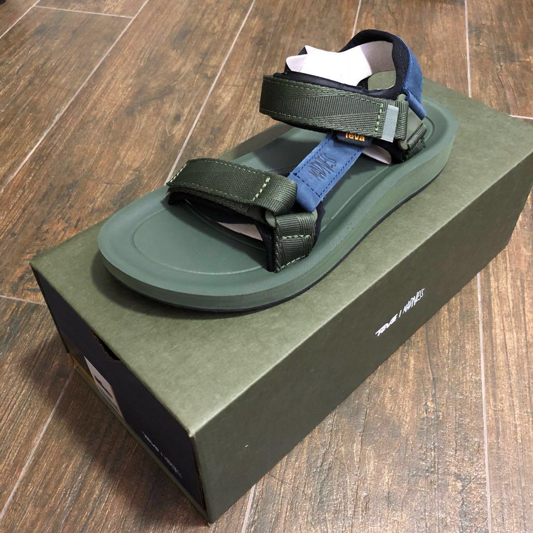 who sells teva shoes