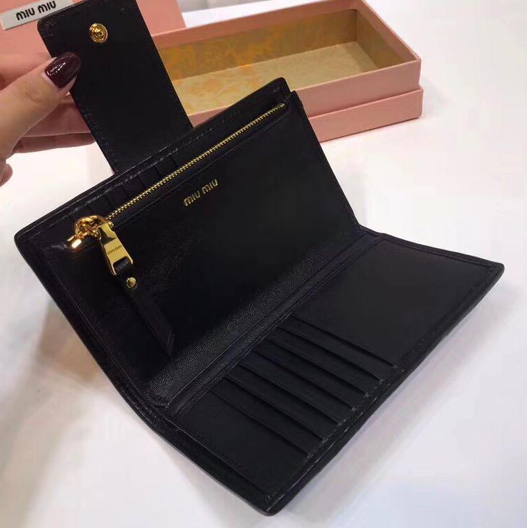 Miu miu wallet sale cheap