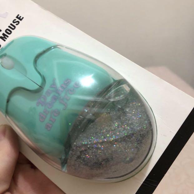 Shake it wireless mouse, Elektronik, Bagian Komputer & Aksesoris di ...