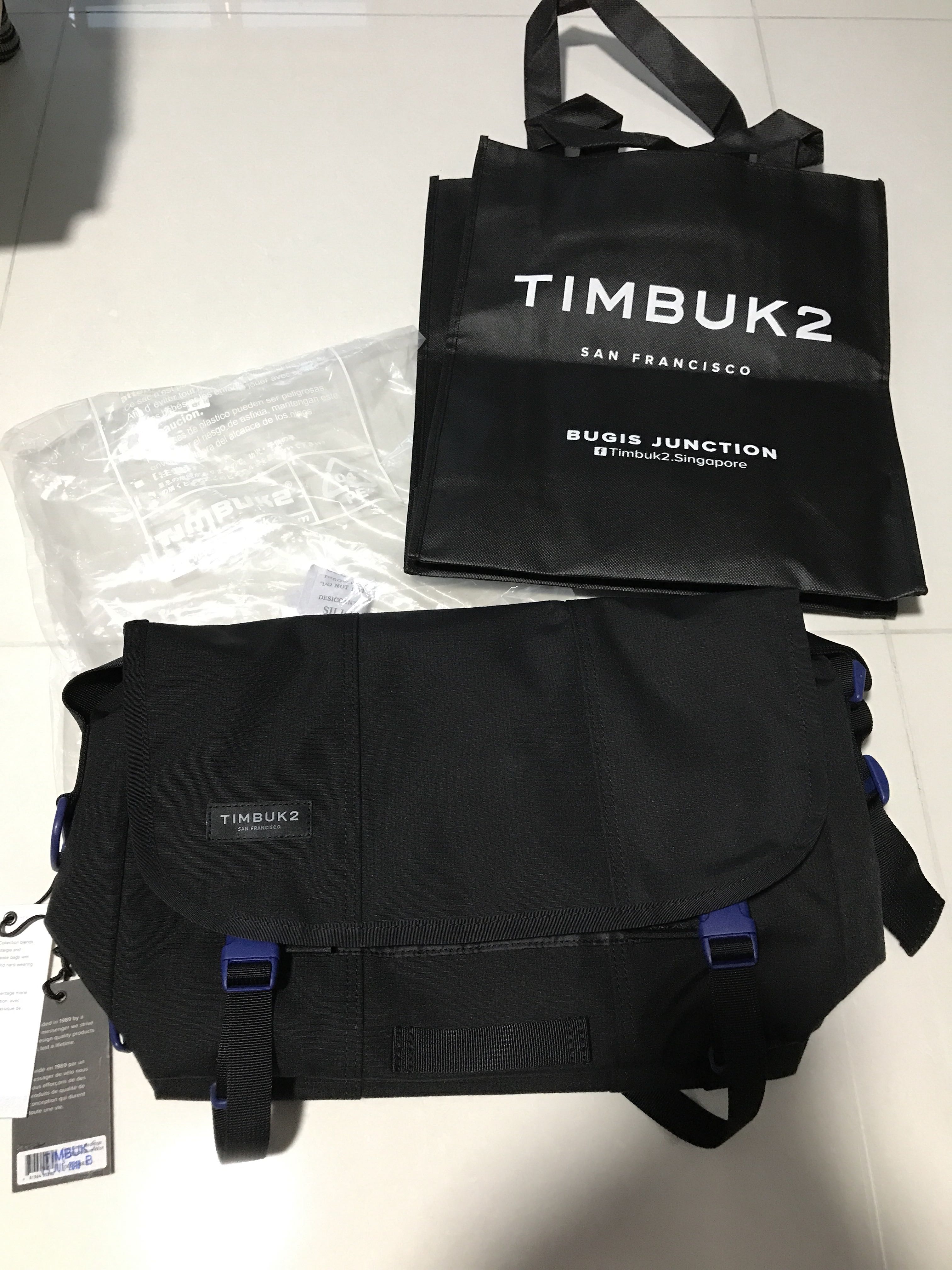 lightweight flight messenger bag