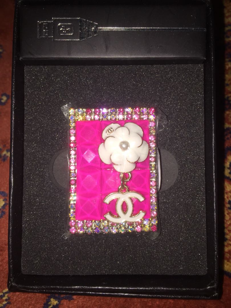 USB Lighter Chanel, Women's Fashion, Watches & Accessories, Other  Accessories on Carousell