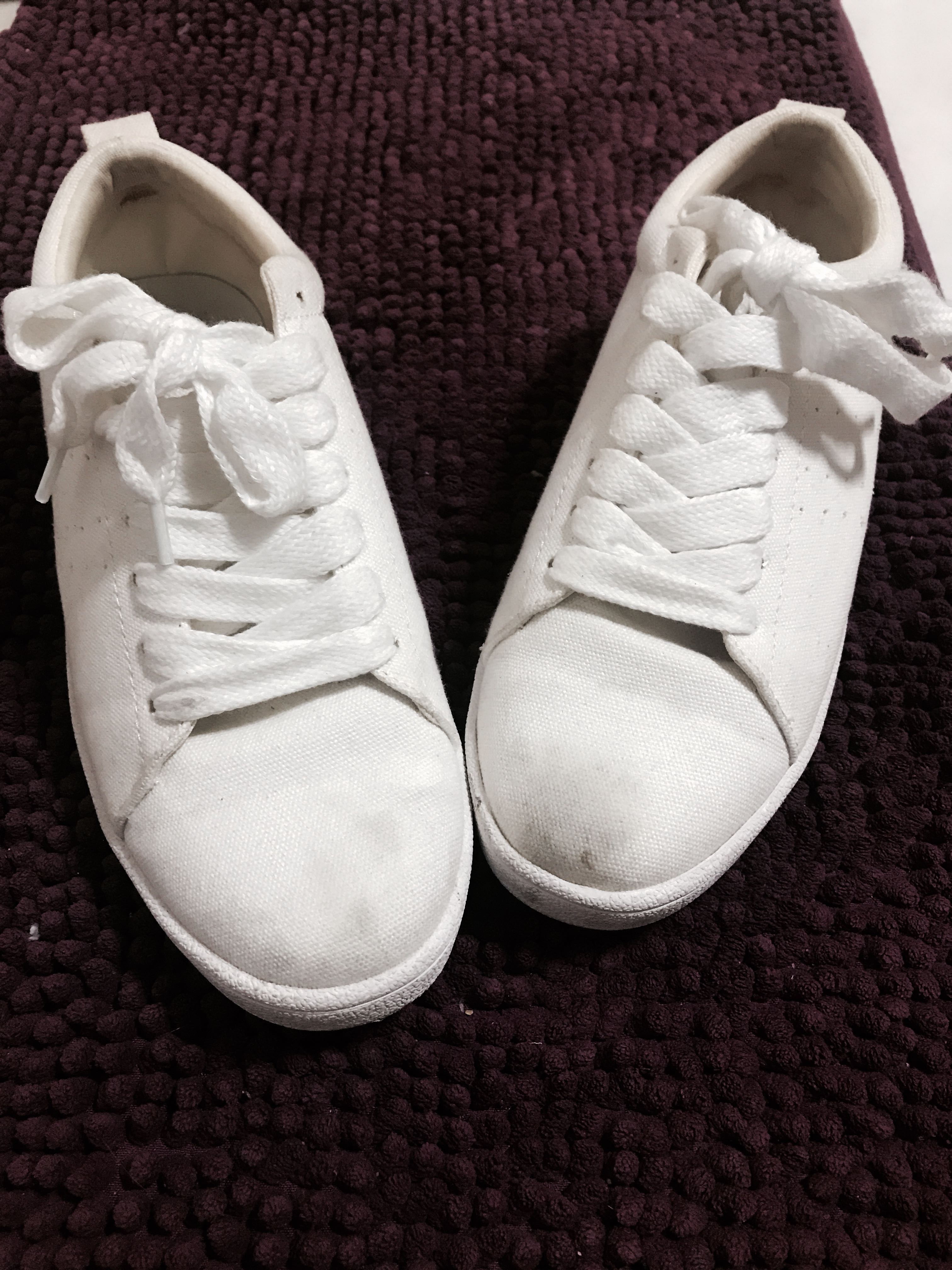 zalora white sneakers