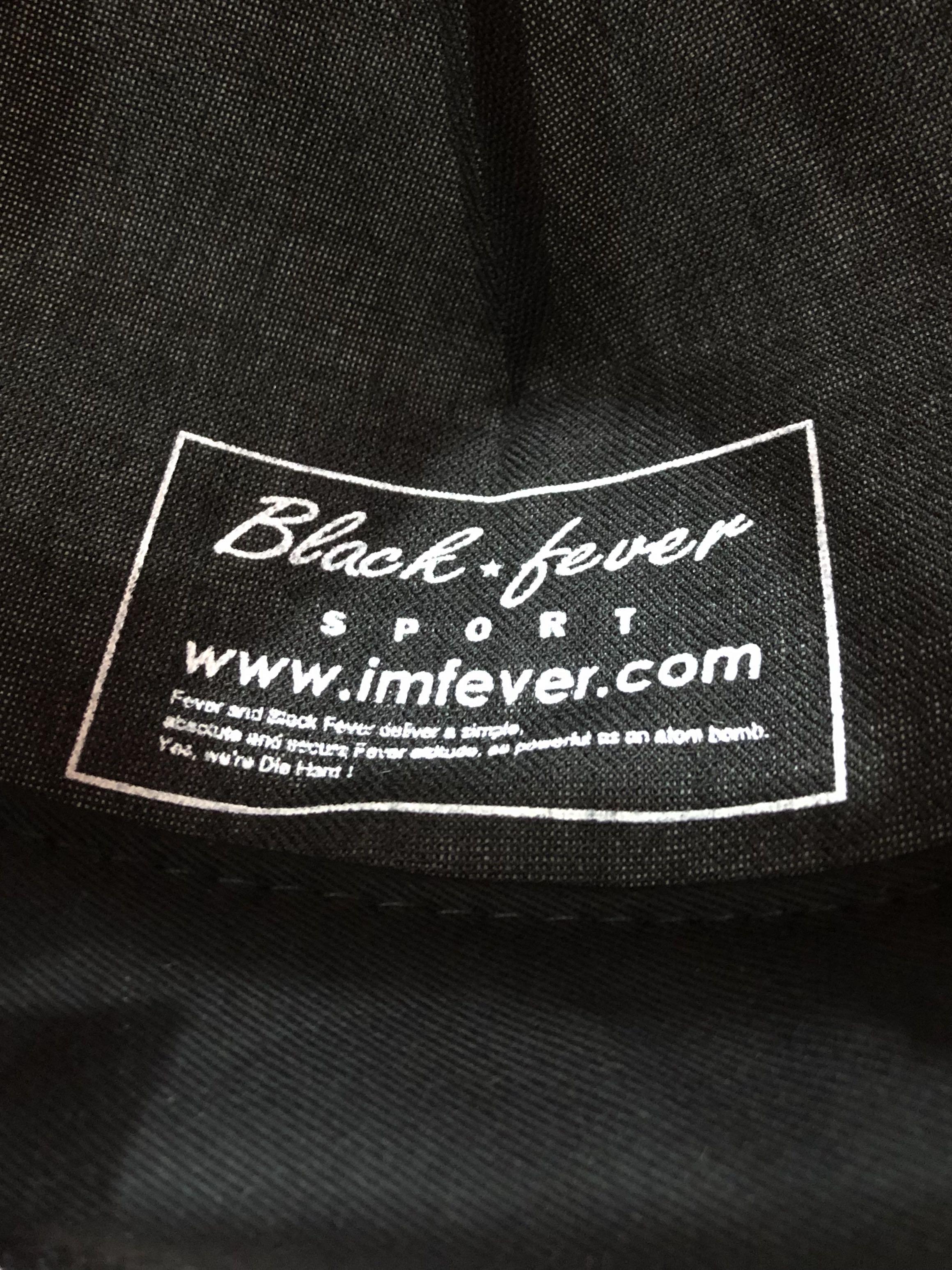 熱血 black fever cap 帽, 男裝, 手錶及配件, 棒球帽、帽 - Carousell