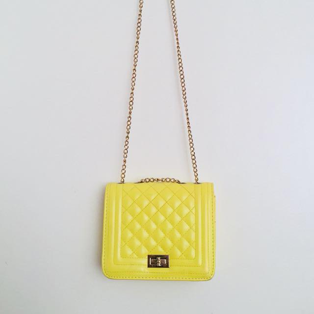 bright yellow bag