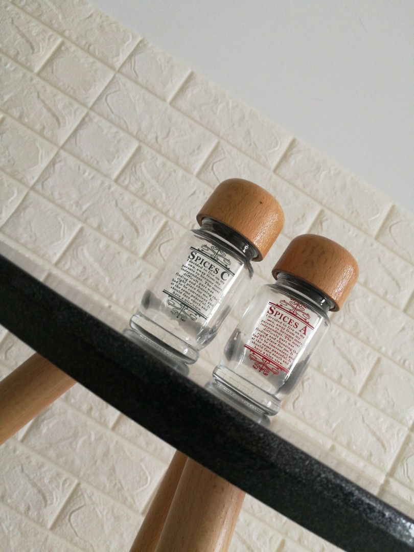 Daiso Spices Jar, Furniture & Home Living, Kitchenware & Tableware