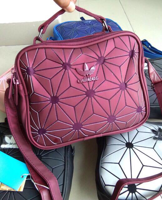 LAST UNIT FREE POSTAGE FREE GIFT Adidas 3D Sling Bag x Issey Miyake