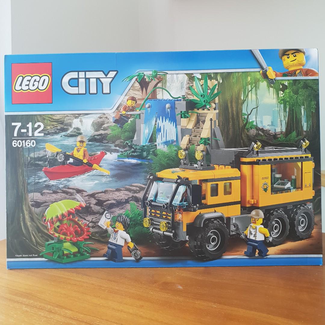 lego city 60160 jungle mobile lab