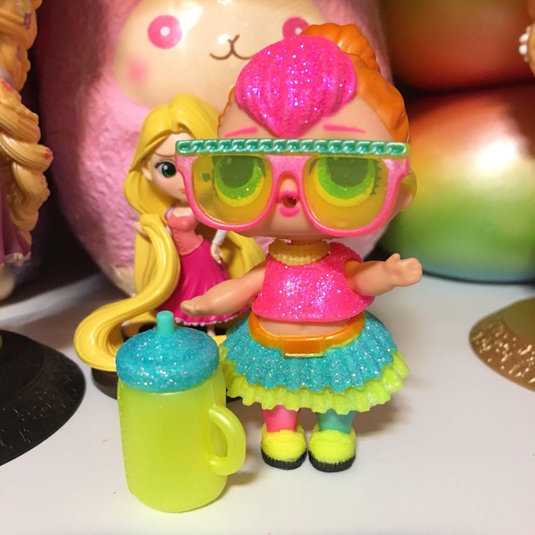 Lol surprise glam glitter neon qt store